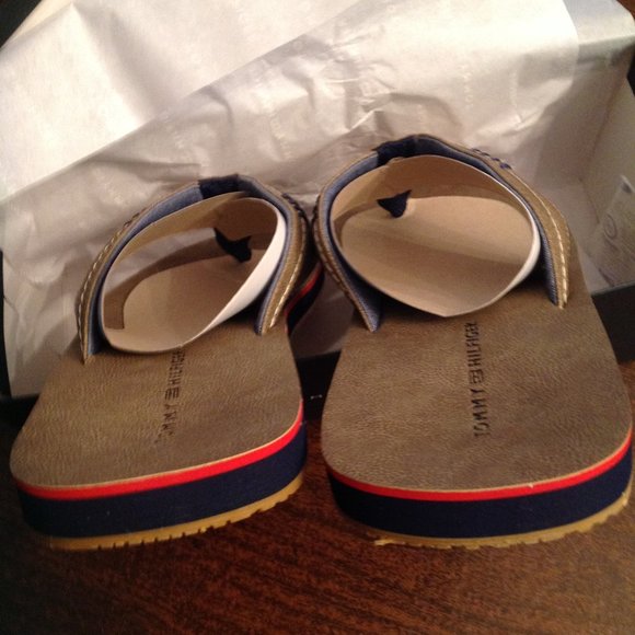 Tommy Hilfiger Men\'s Destino Taupe Flip Flop Sandals - 12M - New in  Box main image 8